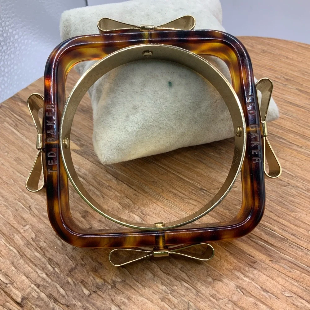 Ted Baker London Charry Tortoise Shell Acrylic Gold Tone Bow Square Bangle - Picture 2 of 6
